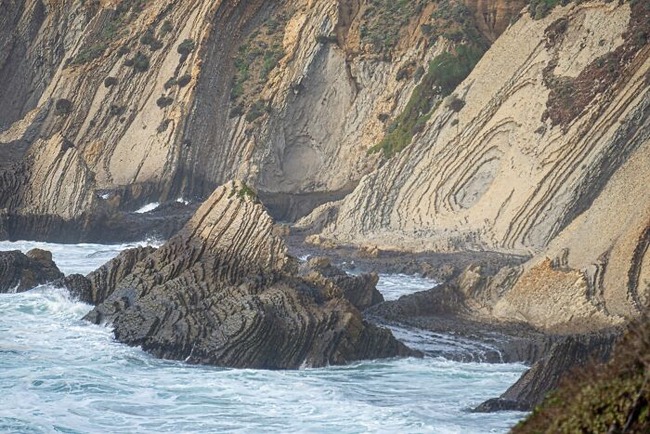 640b314df3d84_real-life-photos-look-like-videogames