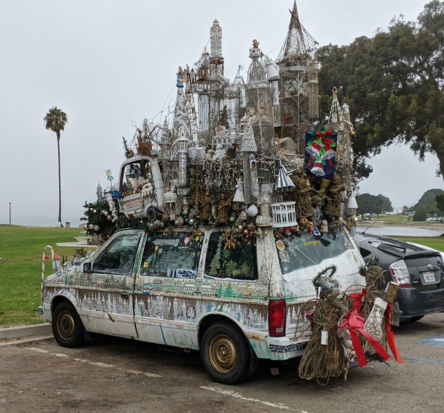 6864e5907d977_unusually-decorated-cars