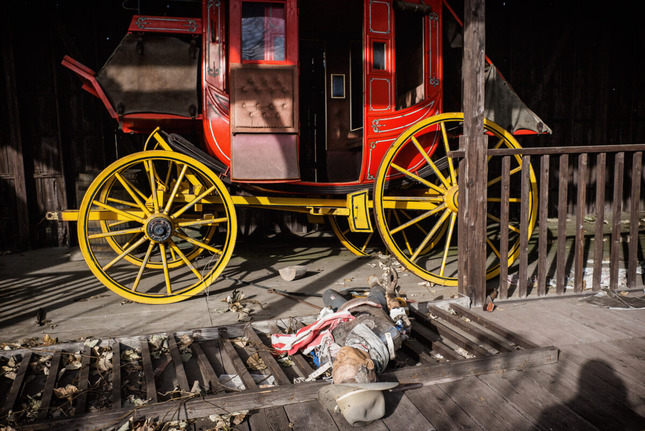abandoned-western-village3-1200x802