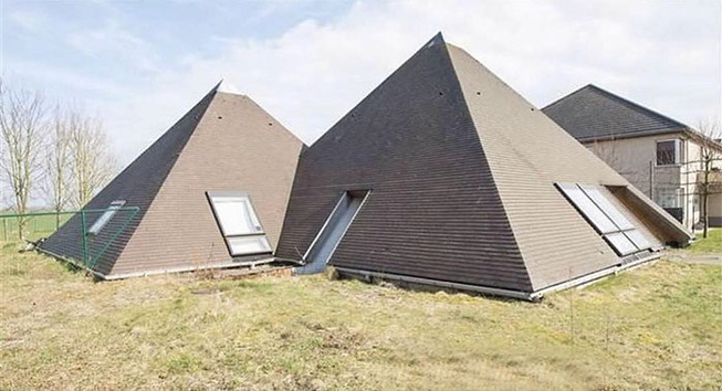 ugly-belgian-houses-32-5cab0a5669339__700