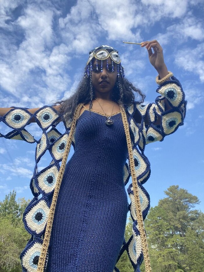 home-for-peculiar-artists-63bfd68bead0b__700