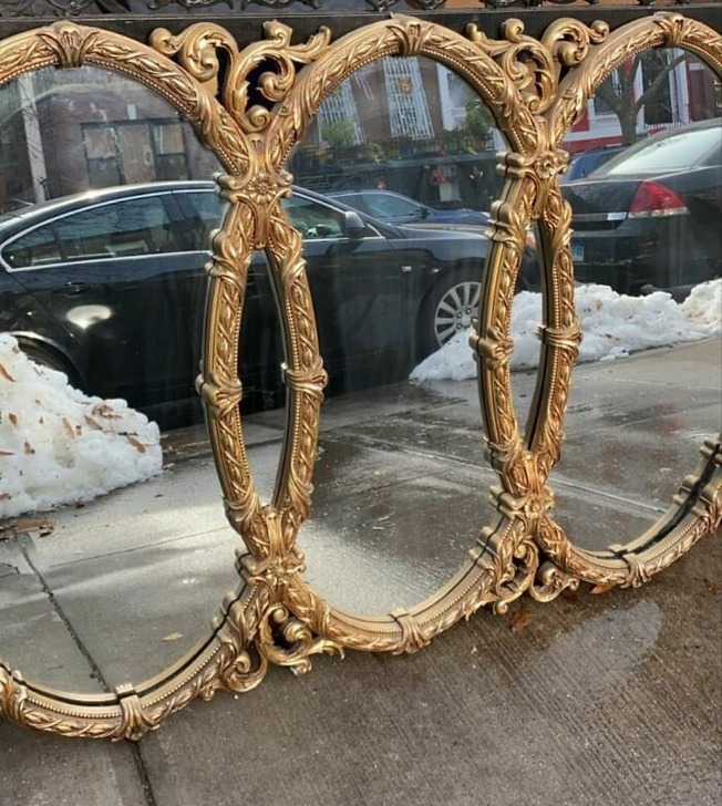 CJGxSWYF2v_-png__700