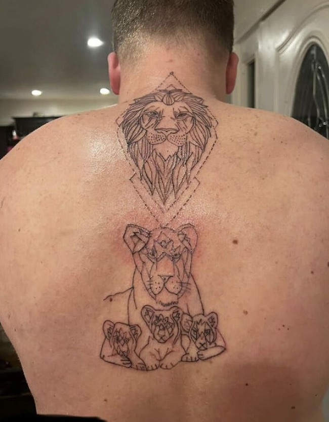 bad-tattoos-inkshaming-6409b28f0166f__700