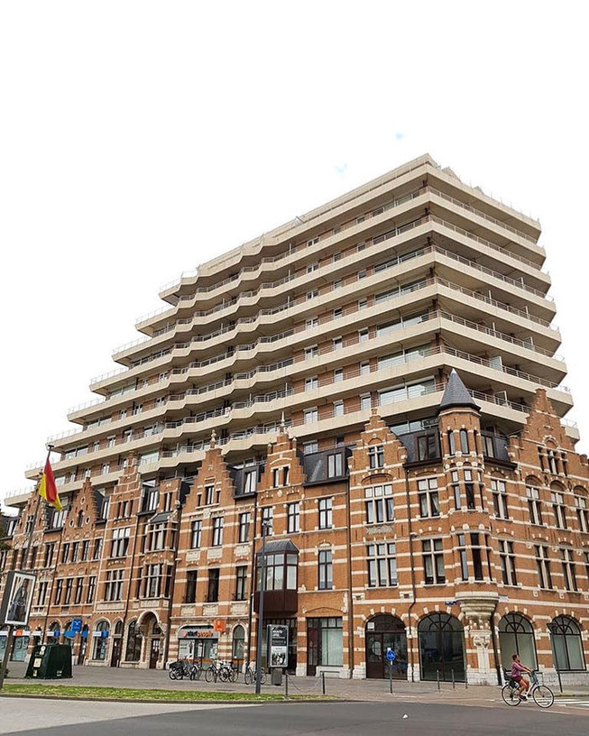 ugly-belgian-houses-25-5cab0a428b48c__700