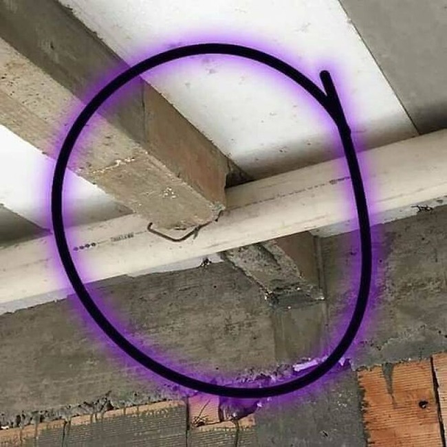 Bq3VHnxgRE1-png__700