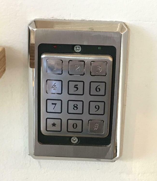 67e1363b5f085_well-worn-down-things