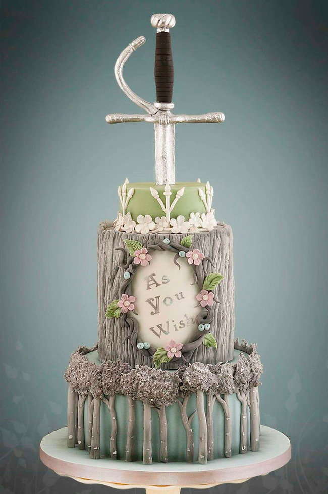 wedding-cakes-104-5f6c8b9bb1d76__700