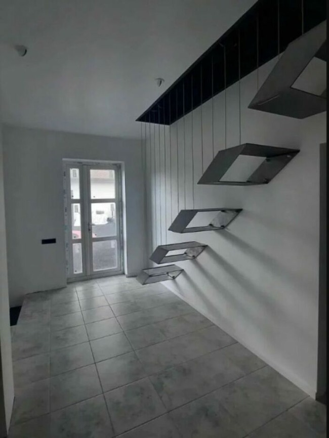 funny-dangerous-stairs-designs-649405ebb0c92__700