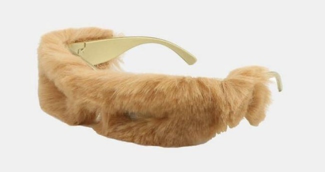 weird-fashion-shein-64831e2ae41bb__700