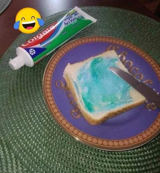 embed_post-png__700 (1)