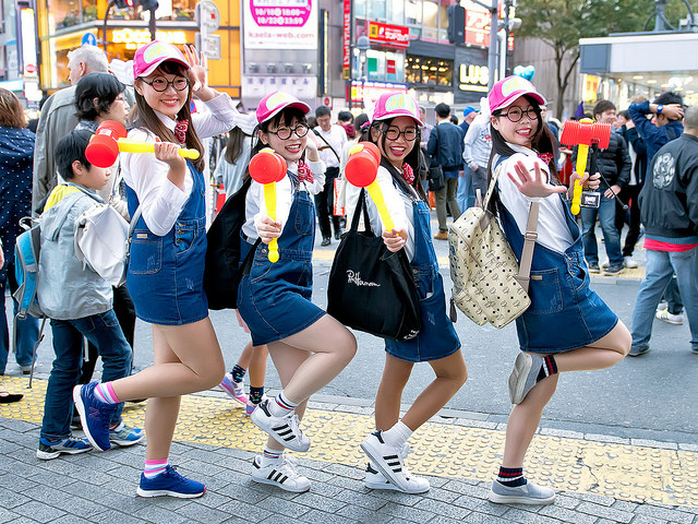 30024727944_64999bafdd_z