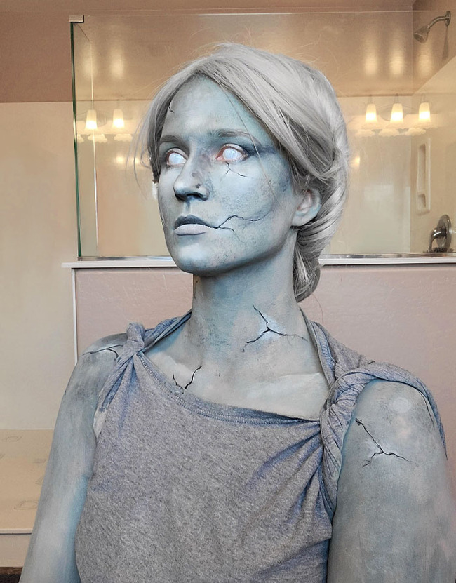 10-6717642a66f84__700