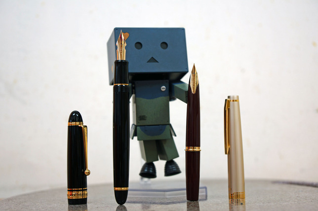 16 - Pilot Custom Heritage 743 and Elite 95s