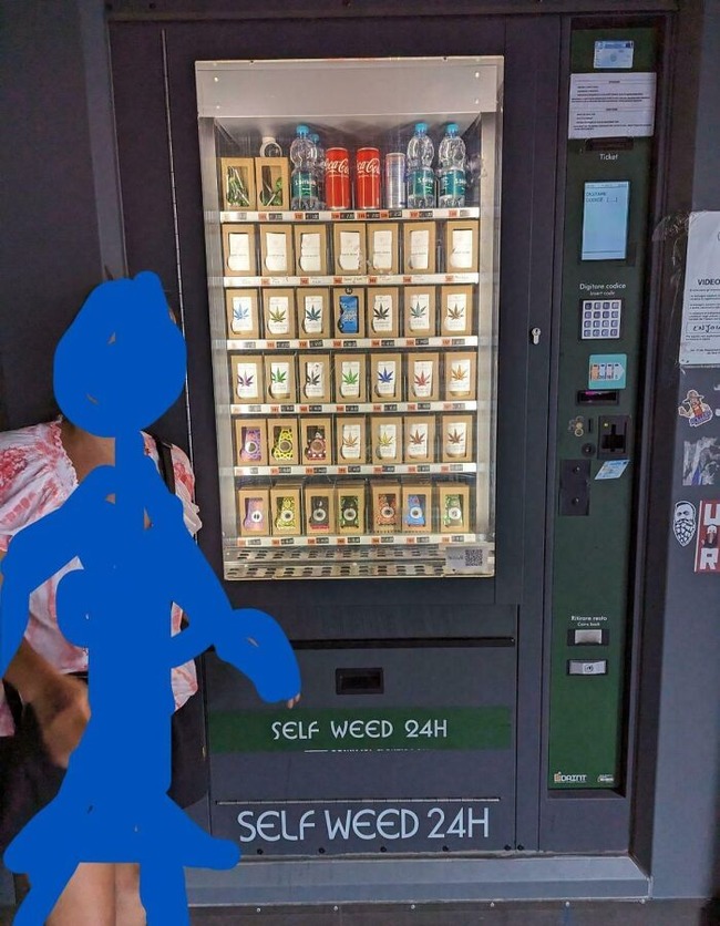 664f05d891731_unusual-vending-machines-dispensers
