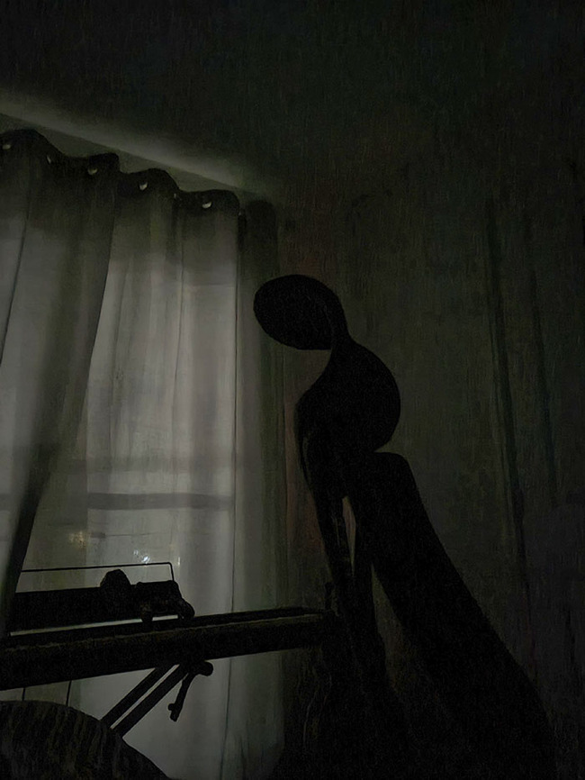 unintentionally-creepy-jump-scar