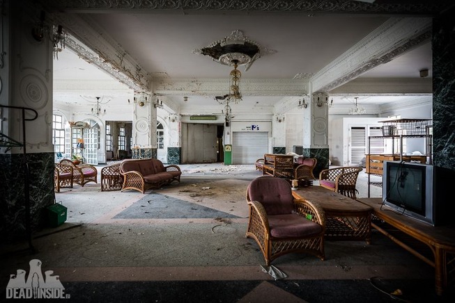 The-biggest-abandoned-hotel-in-Japan-5be55c662d8be__880