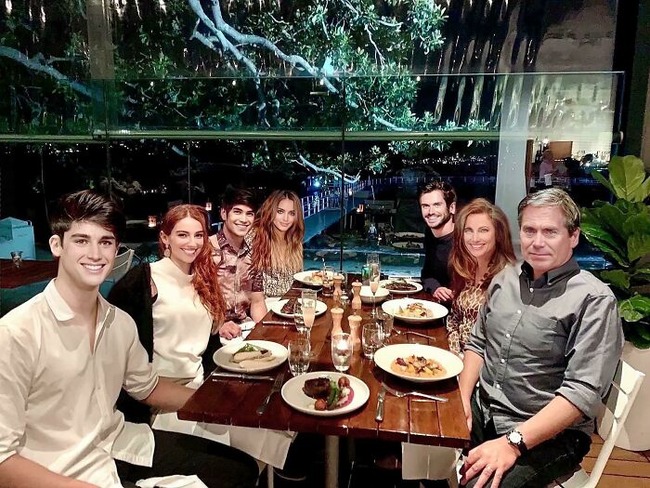 63ec8e5ba9f0e_5ssa7ggp5dba1__700