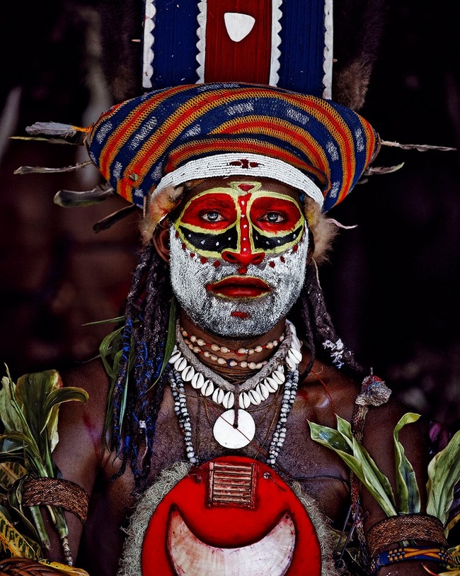 a2014-2-8NELS120801-TRIBES-PAPUA-NEW-GUINEA-021