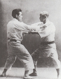 Jigoro_Kano_and_Kyuzo_Mifune