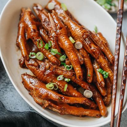 240507_Braised-Chicken-Feet_550
