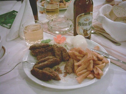 1280px-Cevapcici_with_french_fries