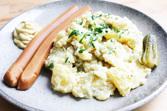 vegan-potato-salad-with-sausages-4