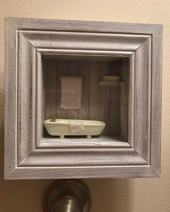 cool-bathroom-accessories-decor-177-5de139666a5f0__700