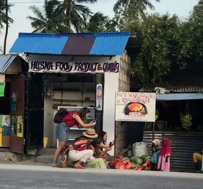 funny-pics-humans-of-capitalism-106-6297034fb268b__700