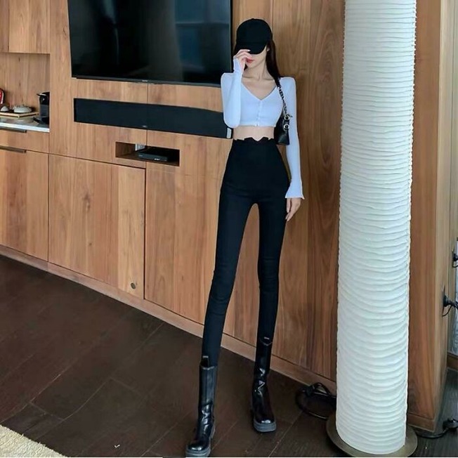 5fd0b9e67049a_durhk0afpey51__700