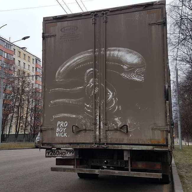B73CZQdFxuj-png__700