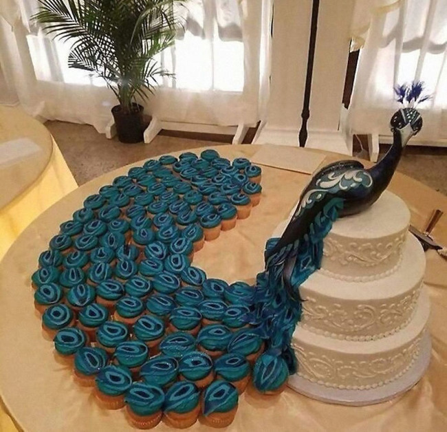 wedding-cakes-83-5f6c4290a7425__700