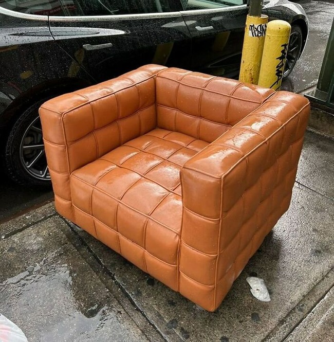 Chu9HLkui0M-png__700