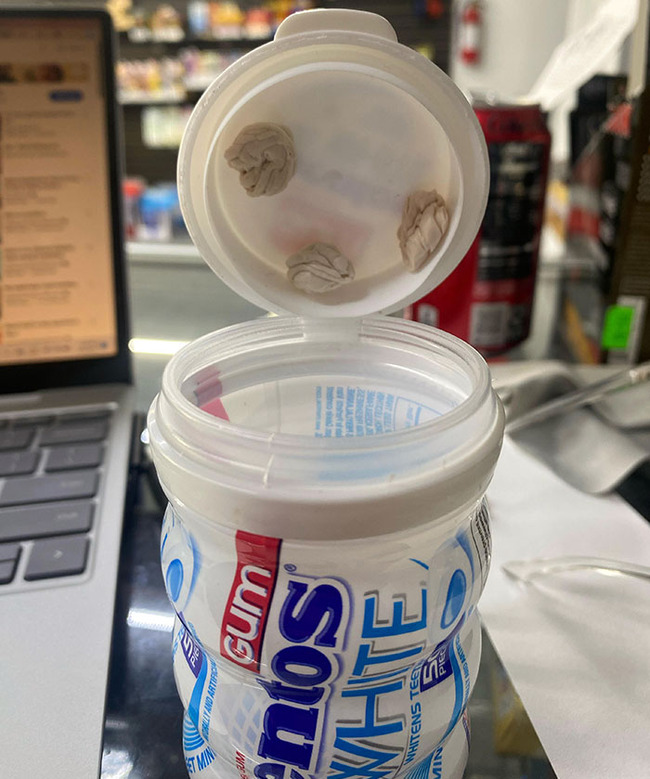 infuriating-coworkers-305-643fada7b98e8__700