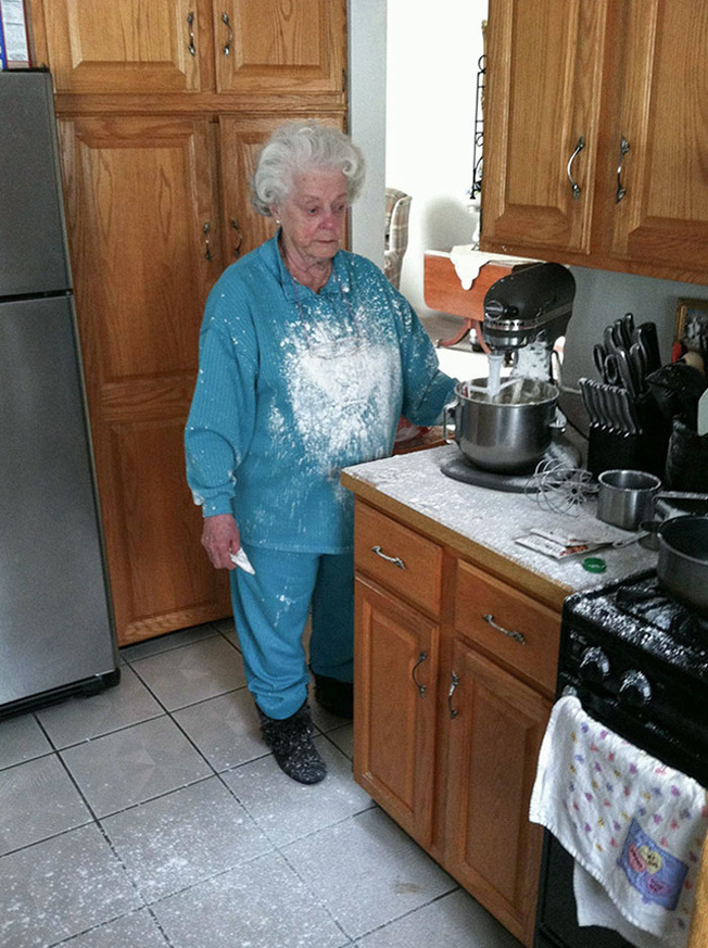clueless-older-people-fails-365-611a4741e614a__700