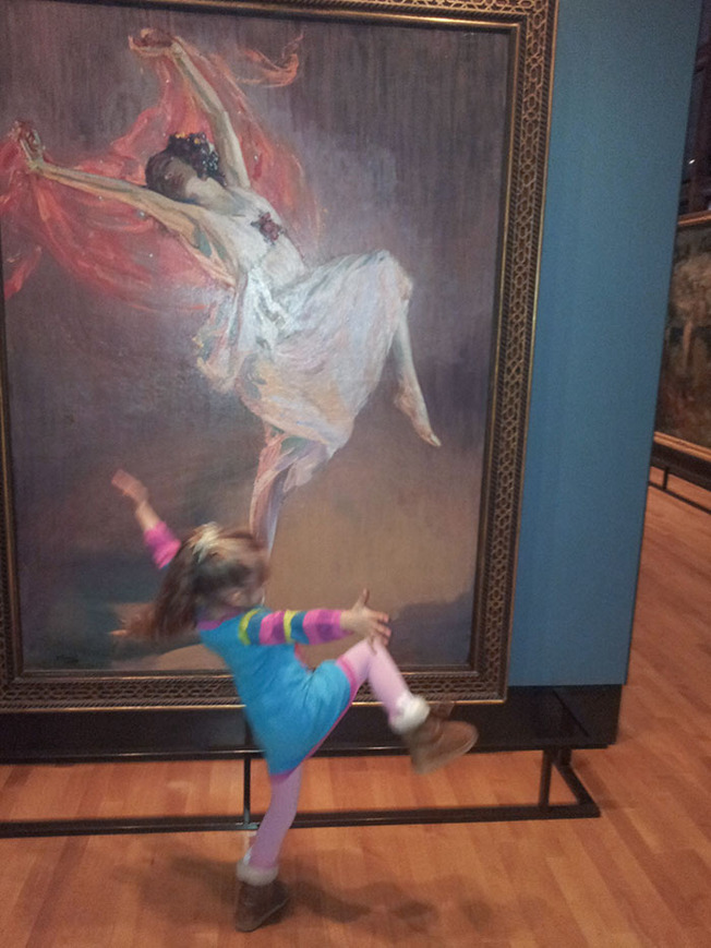 people-having-fun-museums-59-61d84680c7da8__700
