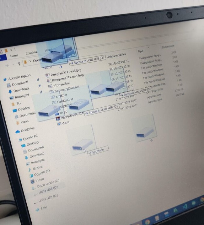 661e2e31c059b_software-glitches