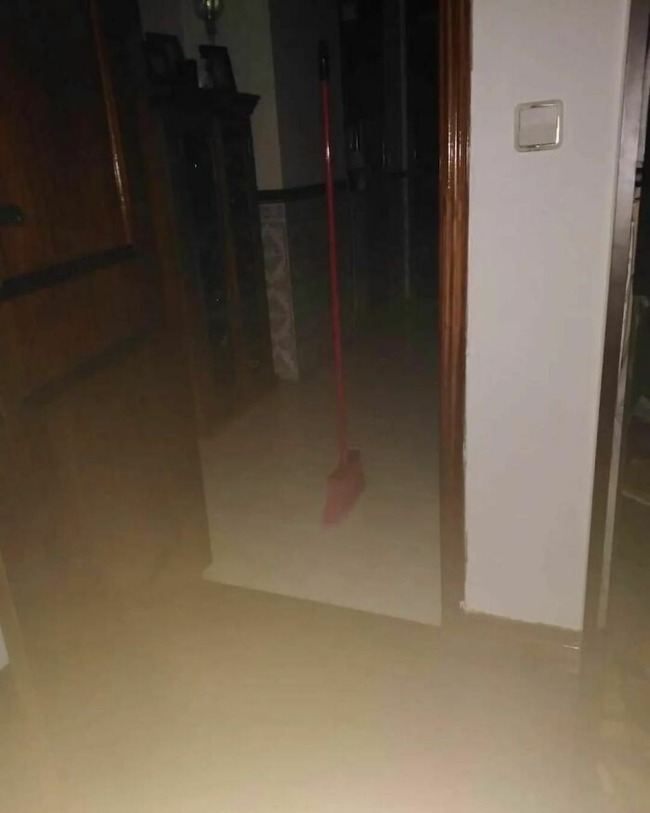 CkrHybFpnro-png__700