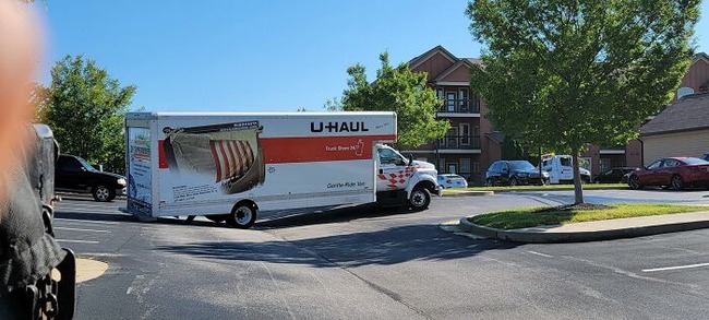 uhaul-fail-pics-52-650407bdc81be__700