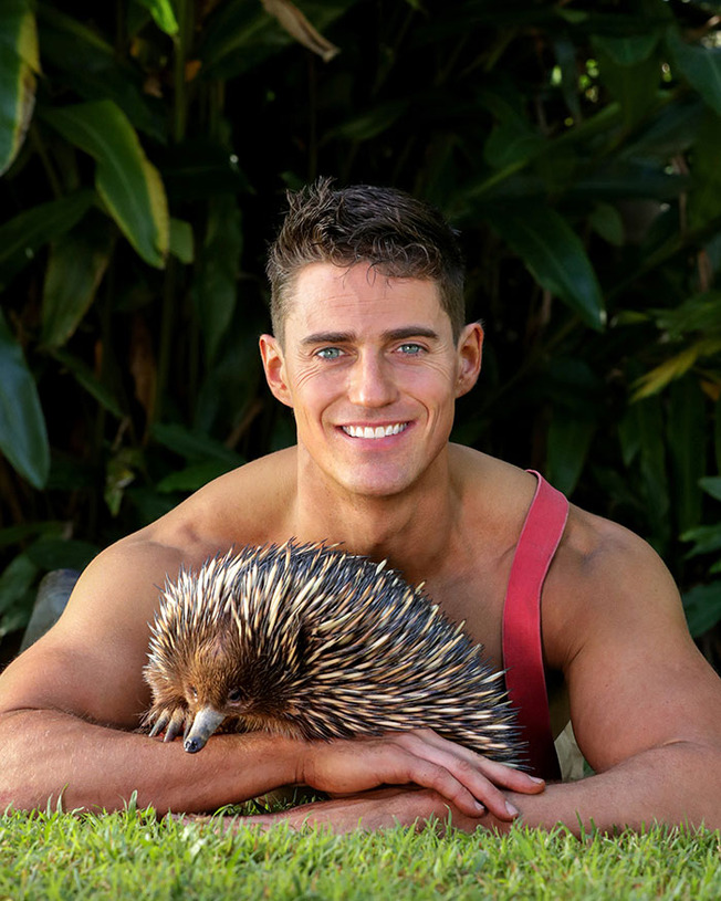 australian-firefighters-charity-animals-calendar-2022