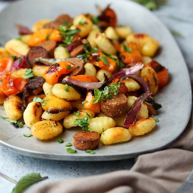 sheet-pan-gnocchi-with-veggies-and-sausage-9