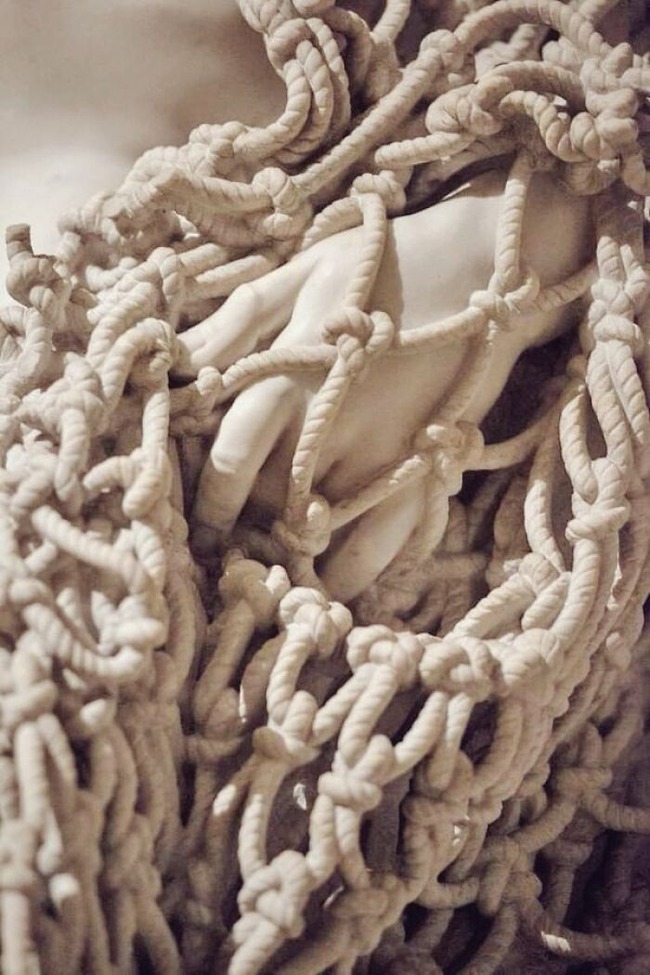 surreal-sculptures-details-67234b94755cf__700