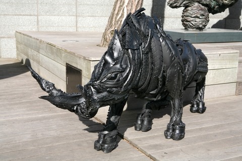 tire-sculptures-2