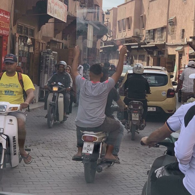 63f893d254de5_mxbo4zreyvz91__700