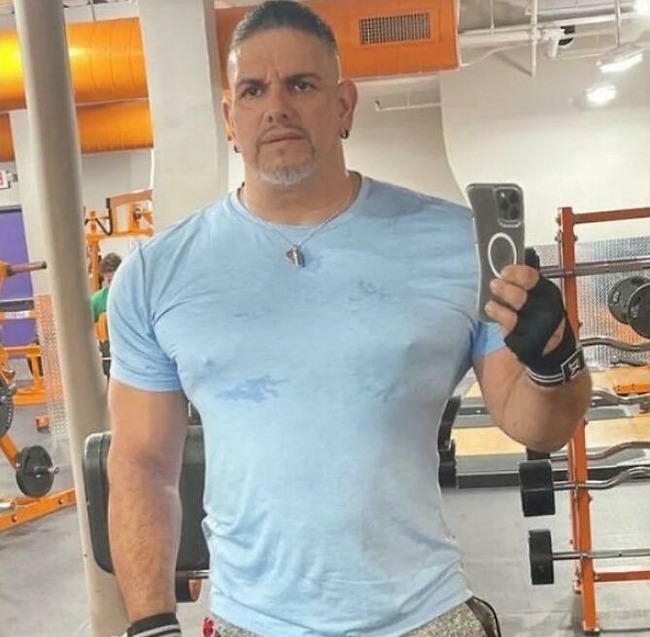 63ec97c39532f_au4vi4zr3uea1__700