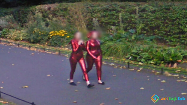 funny-weird-google-earth-62e792b10b071-png__700
