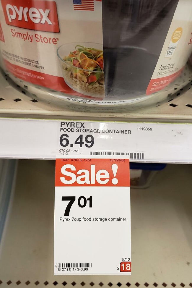 6731b6dfc8b7d_black-friday-fails-pics