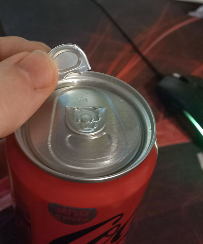 mildly-infuriating-irritating-things-45-66228d6628d2a__700