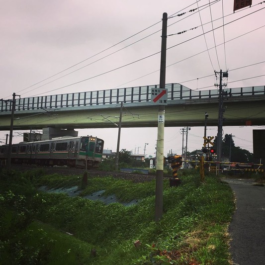 12 - I wait for the train