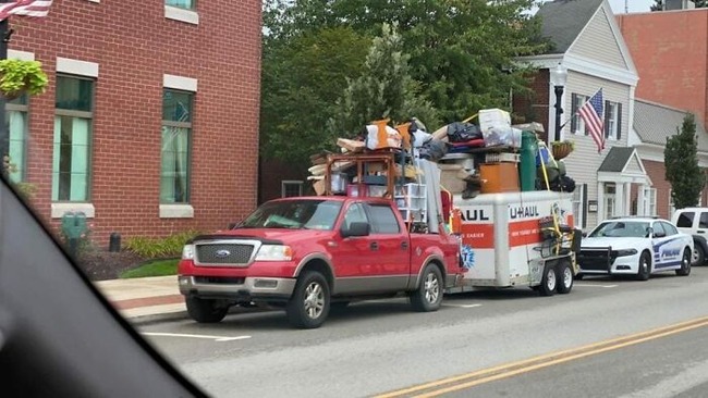 uhaul-fail-pics-40-65040534a75e4__700 (1)