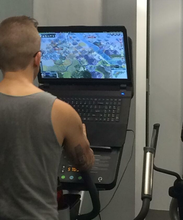 69cb70e3e426f_hilarious-gym-thin